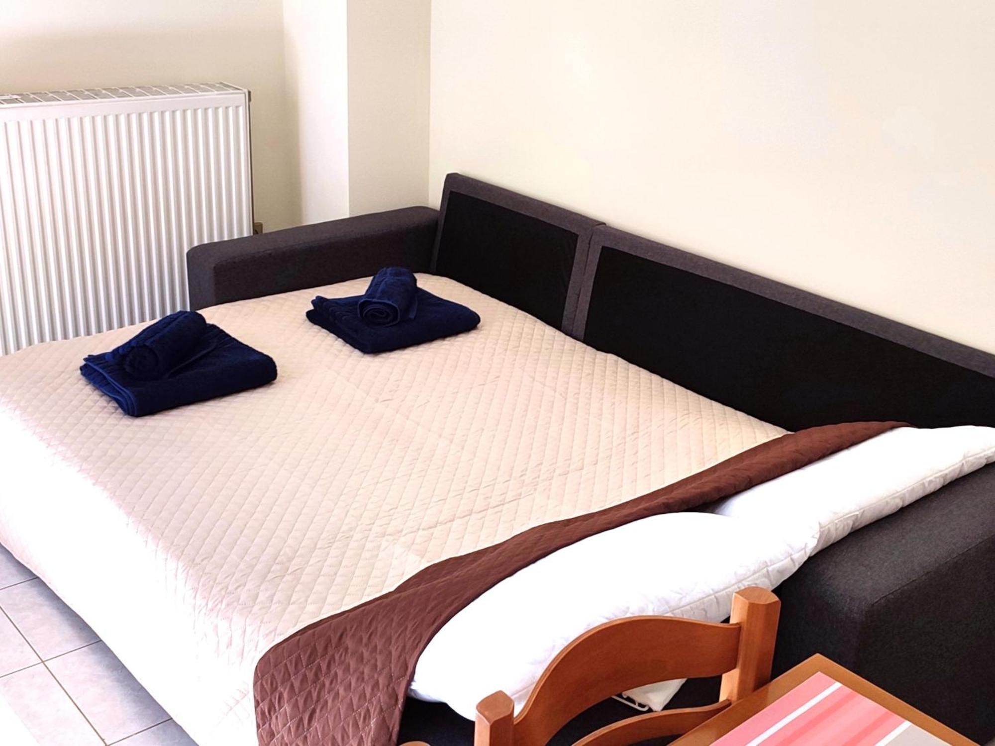 Mando Patrasso - Classical Apartment In The Center Of Patras With Free Parking Екстер'єр фото